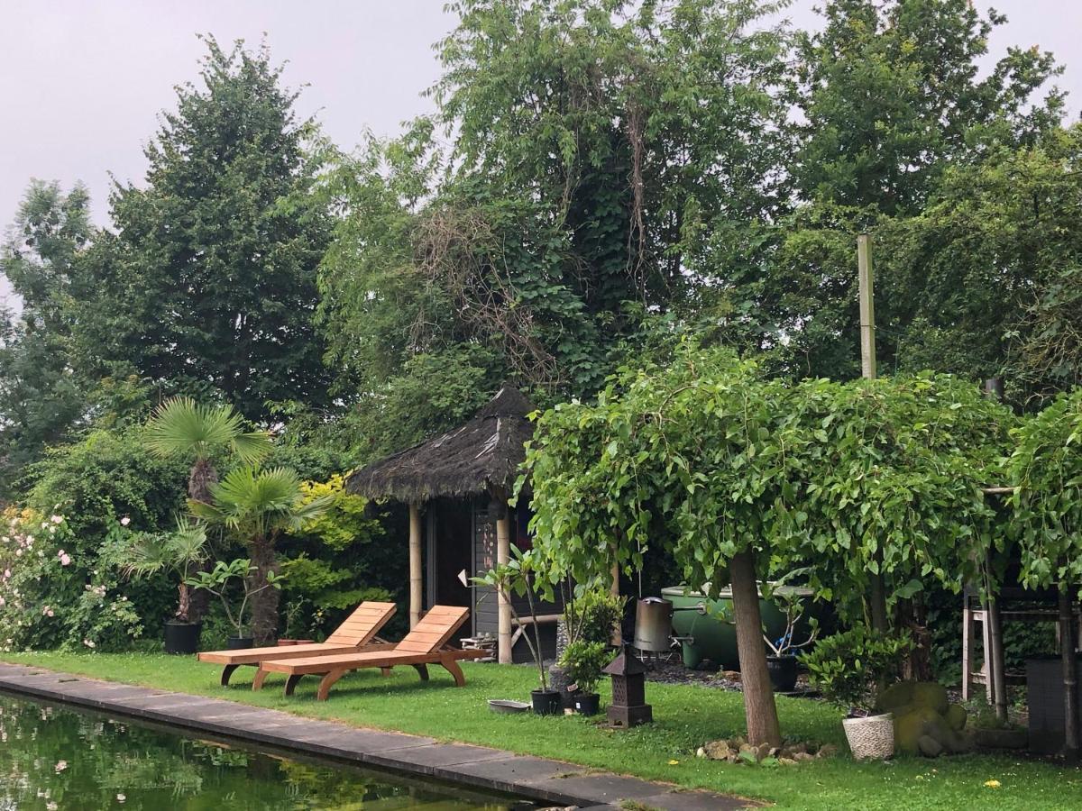 Rumah Indo Garden Wilp Esterno foto