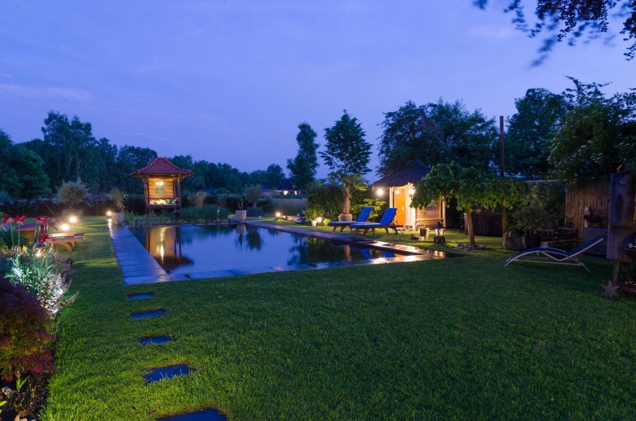 Rumah Indo Garden Wilp Esterno foto